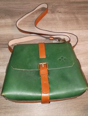 Patricia Nash Women's Classic Green Leather Strapped Satchel Crossbody Handbag